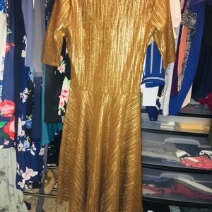 NWOT Lularoe elegant Nicole size small